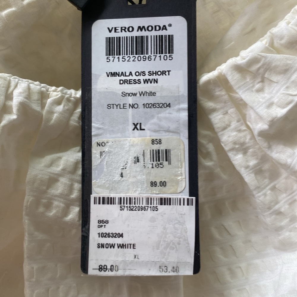 Vero Moda Ivory Ruffled A-line Sundress - Picture 11 of 11